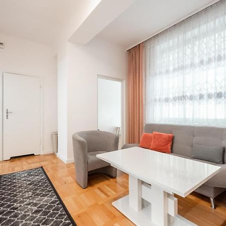 Plac Zbawiciela 3-Bedroom Apartment Varsovia Exterior foto