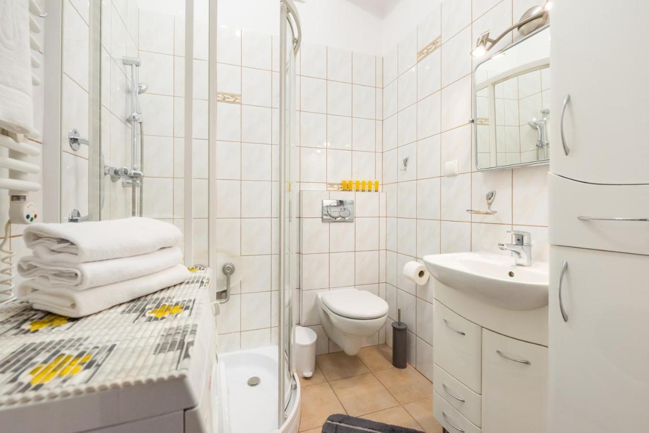 Plac Zbawiciela 3-Bedroom Apartment Varsovia Exterior foto